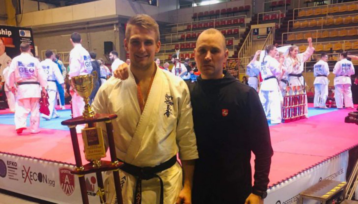 Jonavietis A.Klibavičius iš Europos karate čempionato grįžta su medaliu