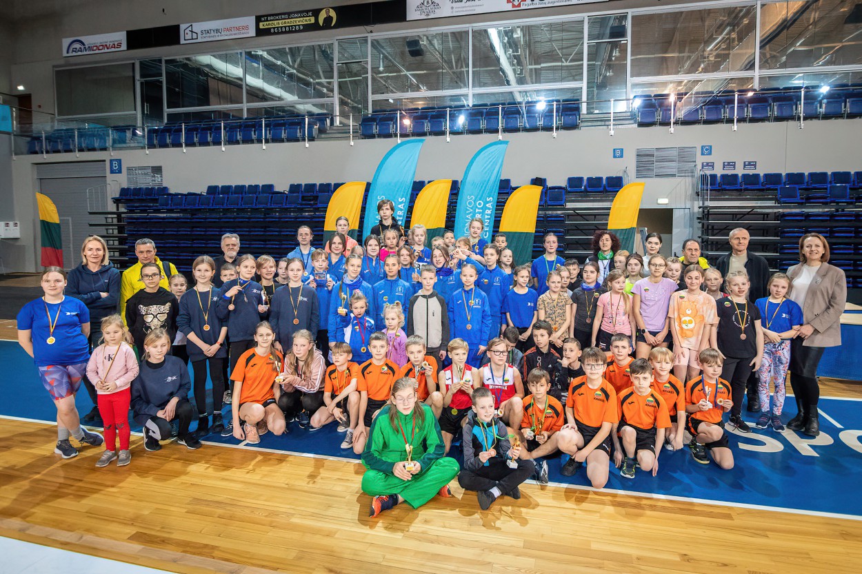 Pirmą kartą Jonavoje - uždarų patalpų sportinio ėjimo varžybos "Jonavos arenos taurė 2023"!